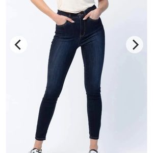 Judy Blue Tummy Control Skinny’s Size 15